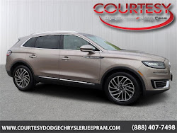 2019 Lincoln Nautilus Reserve