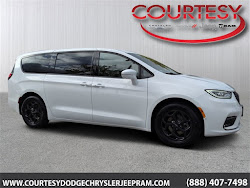 2022 Chrysler Pacifica Hybrid Touring L