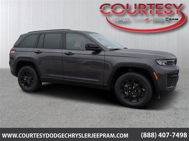 2026 Jeep Grand Cherokee Laredo